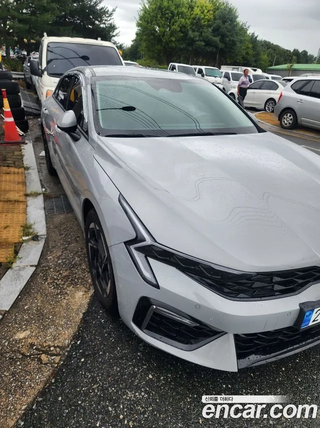 Kia K5 Новый K5 3 поколение 2.0 LPi(Для проката) — Фото автомобиля 8