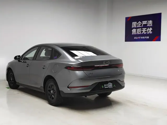 BYD Qin PLUS — Фото автомобиля 6