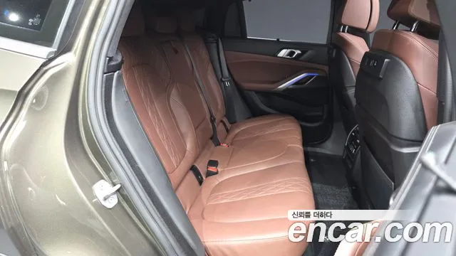 BMW X6 xDrive40i M Sport — Фото автомобиля 11