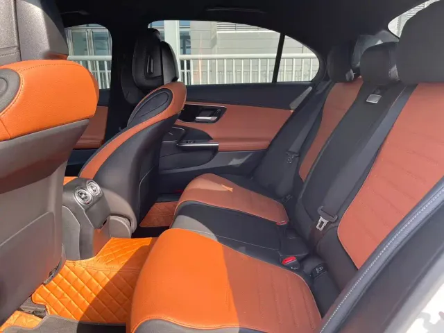 Mercedes-Benz C-Class — Фото автомобиля 8