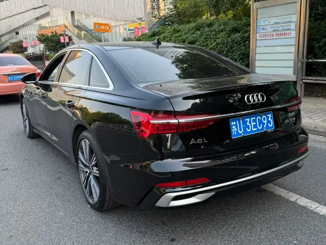 Audi A6L — Фото автомобиля 7