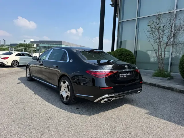 Mercedes-Benz Maybach S-Class 2026 S 480 4MATIC — Фото автомобиля 6