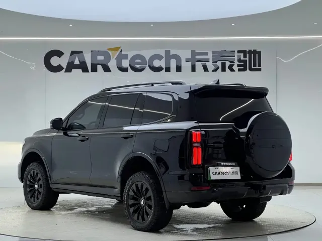 Tank Tank 500 EV 2024 Hi4-T Black Warrior Edition — Фото автомобиля 4