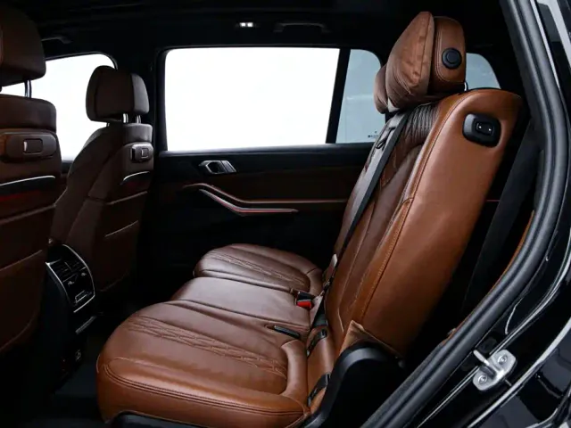 BMW X7 — Фото автомобиля 15