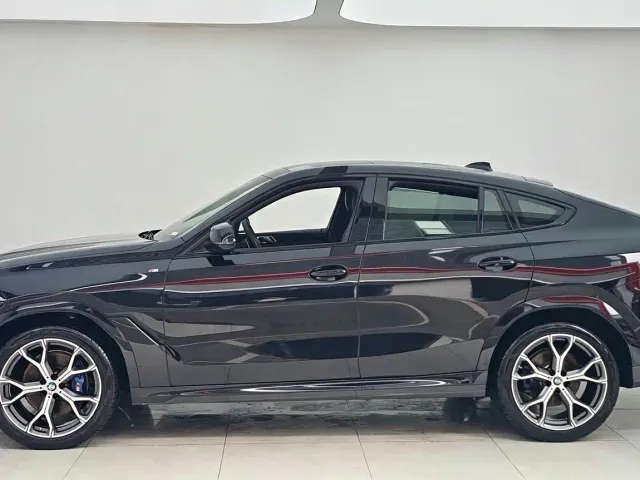 BMW X6 — Фото автомобиля 16