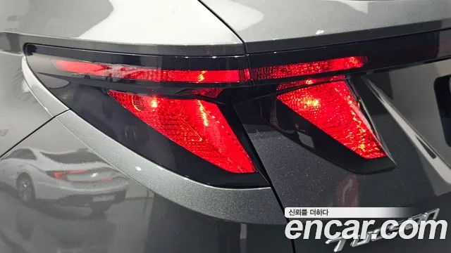 Hyundai Tucson Tucson (NX4) Бензин 1.6 турбо 2WD — Фото автомобиля 21