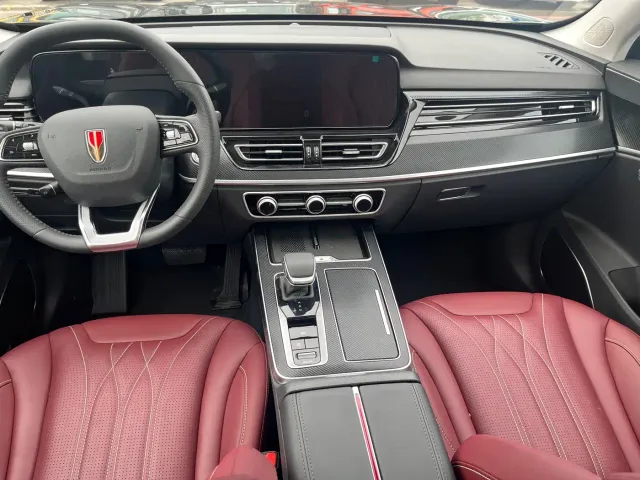 Hongqi HS5 — Фото автомобиля 13