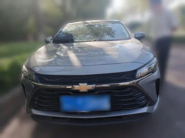 Chevrolet Monza — Фото автомобиля 2