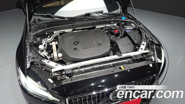 Вольво S60 S60 третьего поколения B5 Ultimate Bright — Фото автомобиля 6