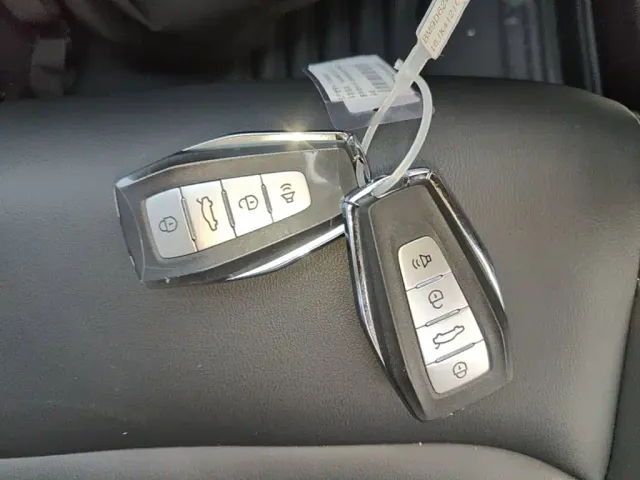 Geely Emgrand — Фото автомобиля 8