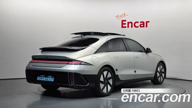 Hyundai Ioniq 6 — Фото автомобиля 2