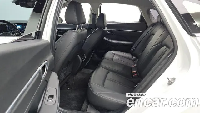 Hyundai Sonata Sonata Edge(DN8) 2.0 LPG(Для проката) — Фото автомобиля 10