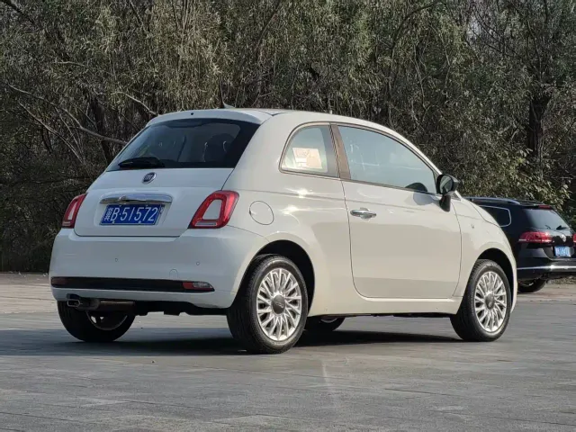 Fiat 500 — Фото автомобиля 5