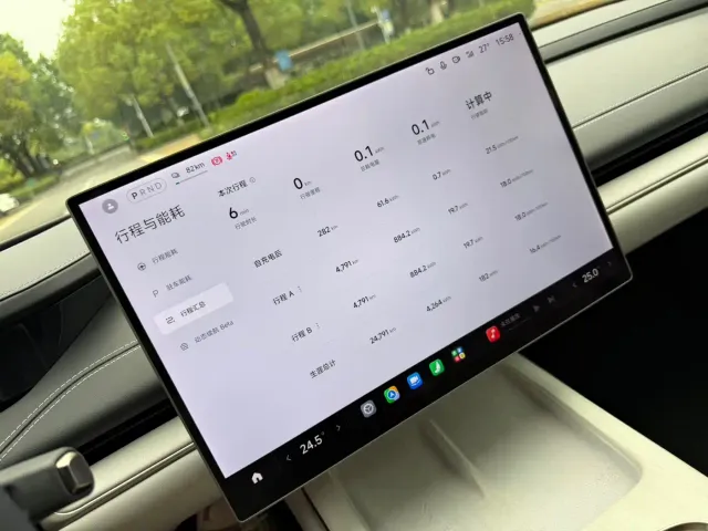 Xiaomi SU7 — Фото автомобиля 16