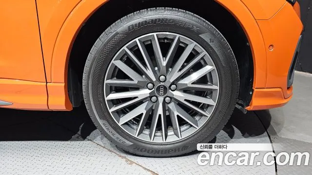 Audi Q3 35 TDI quattro Premium — Фото автомобиля 21