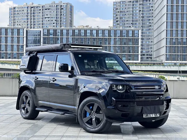Land Rover Defender — Фото автомобиля 3