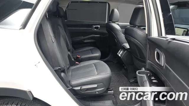 Kia Sorento — Фото автомобиля 17