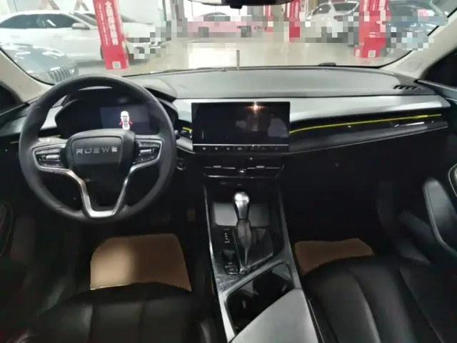 Roewe i5 — Фото автомобиля 9