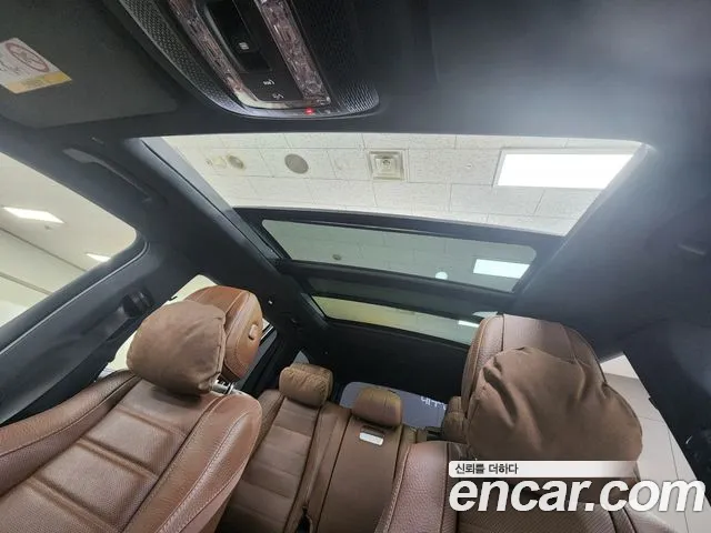 Mercedes-Benz GLS-Class — Фото автомобиля 15