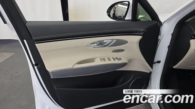 Genesis GV70 2.5T Бензин AWD — Фото автомобиля 22