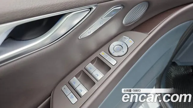 Genesis G80 Бензин 2.5 турбо 2WD — Фото автомобиля 9