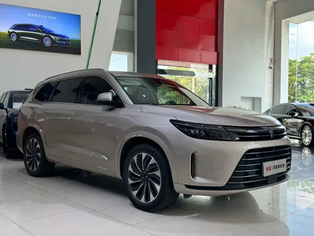 Aito M7 — Фото автомобиля 3