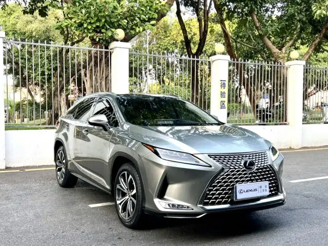 Lexus RX — Фото автомобиля 3