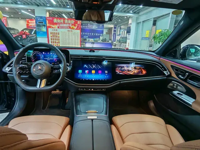 Mercedes-Benz E-Class — Фото автомобиля 9