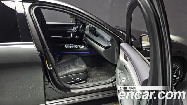 Genesis G90 Бензин 3.5 турбо AWD — Фото автомобиля 18