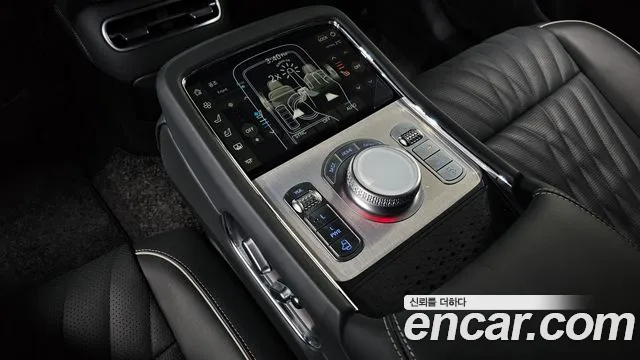 Genesis G90 Бензин 3.5 турбо AWD — Фото автомобиля 18