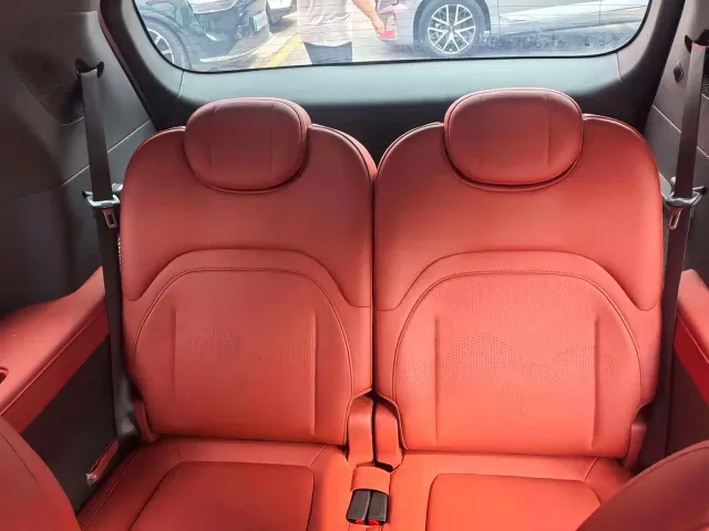 Dongfeng eπ 008 — Фото автомобиля 10
