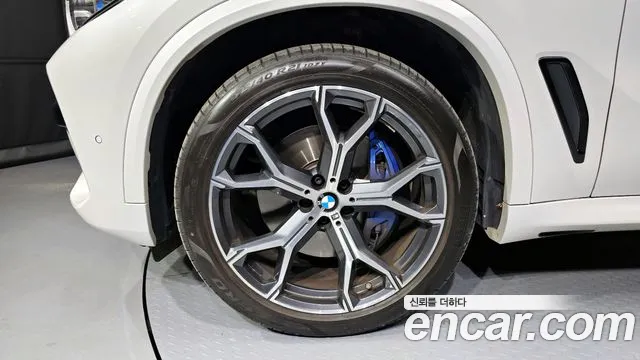 BMW X5 — Фото автомобиля 5