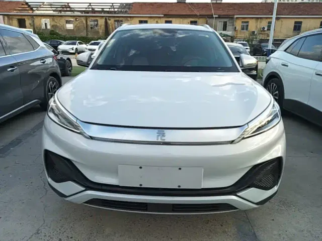 BYD Yuan PLUS — Фото автомобиля 2