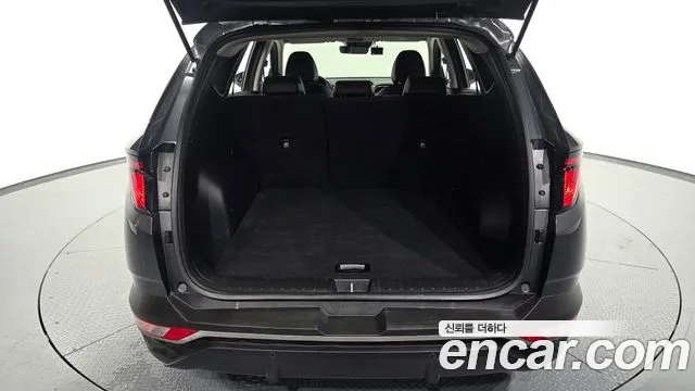 Hyundai Tucson Tucson (NX4) Дизель 2.0 2WD — Фото автомобиля 20