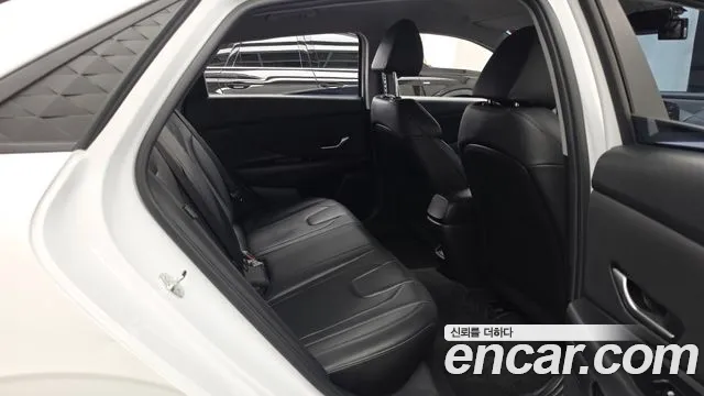 Hyundai Avante — Фото автомобиля 18