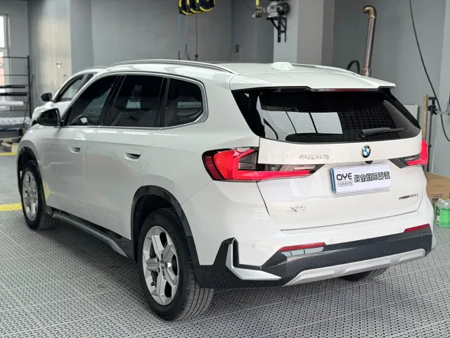 BMW X1 — Фото автомобиля 4