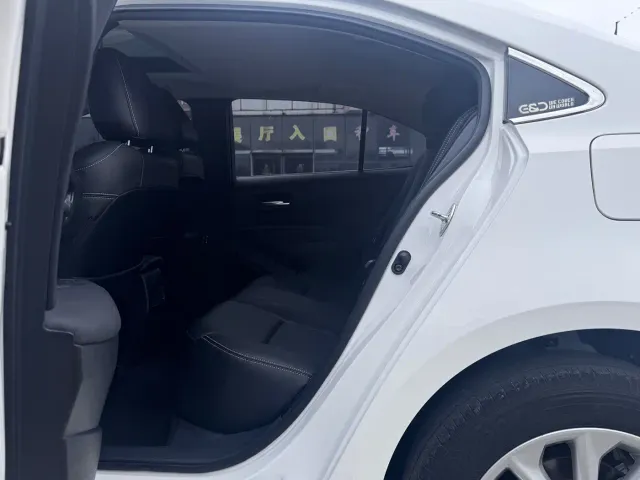 Toyota Corolla — Фото автомобиля 10