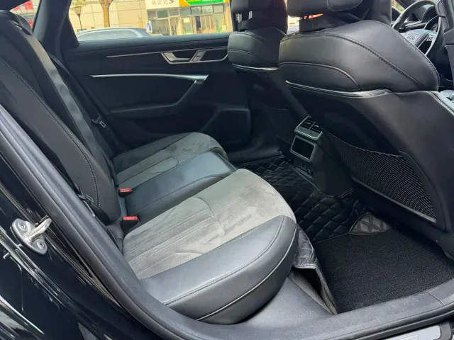 Audi A6L — Фото автомобиля 5