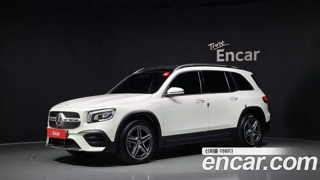 Фотография автомобиля — Mercedes-Benz GLB-Class