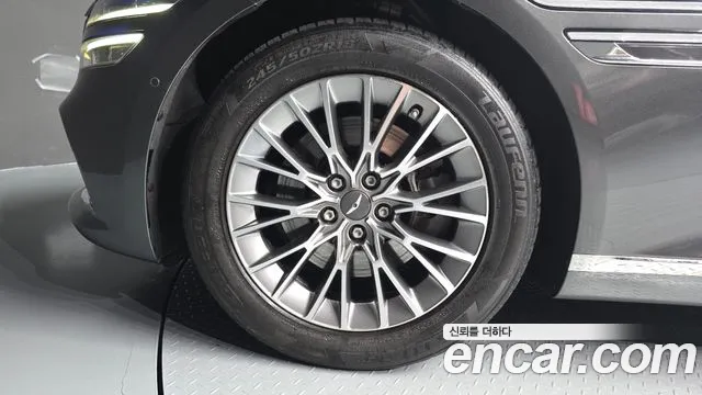 Genesis G80 Бензин 2.5 турбо AWD — Фото автомобиля 5