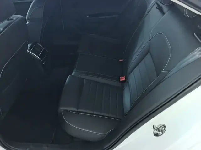 Skoda Superb — Фото автомобиля 16