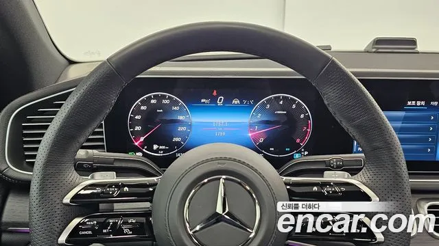 Mercedes-Benz GLE-Class — Фото автомобиля 8