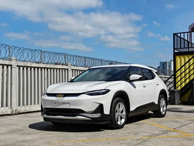 Фотография автомобиля — Chevrolet Menlo
