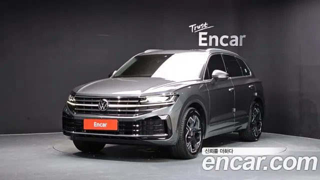 Фотография автомобиля — Volkswagen Touareg Generation 3