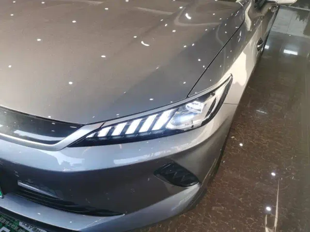 BYD Qin PLUS — Фото автомобиля 5