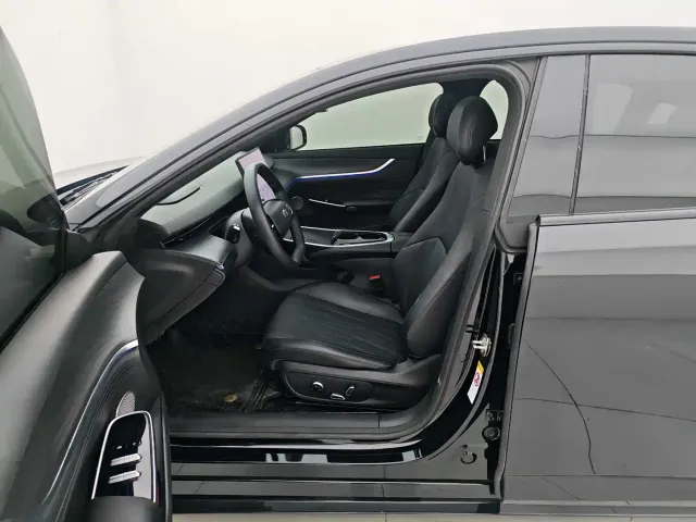 Changan Qiyuan A07 — Фото автомобиля 10