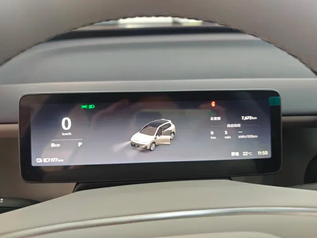 Leapmotor B10 — Фото автомобиля 17