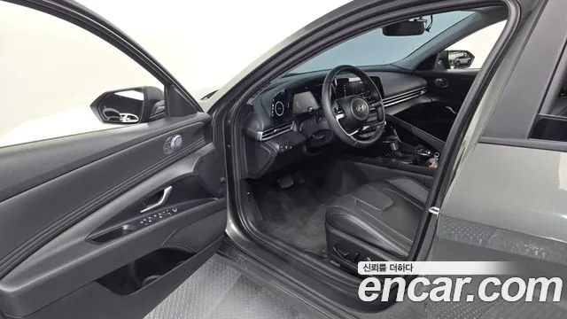 Hyundai Avante CN7 — Фото автомобиля 15