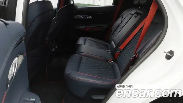 Genesis GV70 2.5T Бензин AWD — Фото автомобиля 7