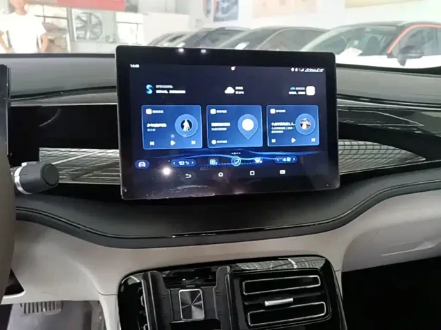 BYD Qin PLUS — Фото автомобиля 8